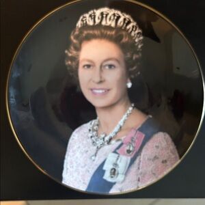 Crown Commemorative Plate with Blue and Red Accents